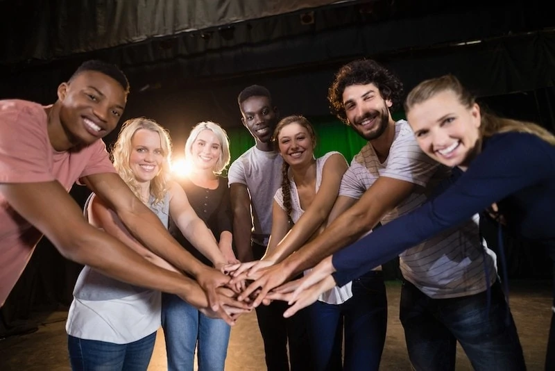 10 Best Side Hustles For Actors to Make Extra Money